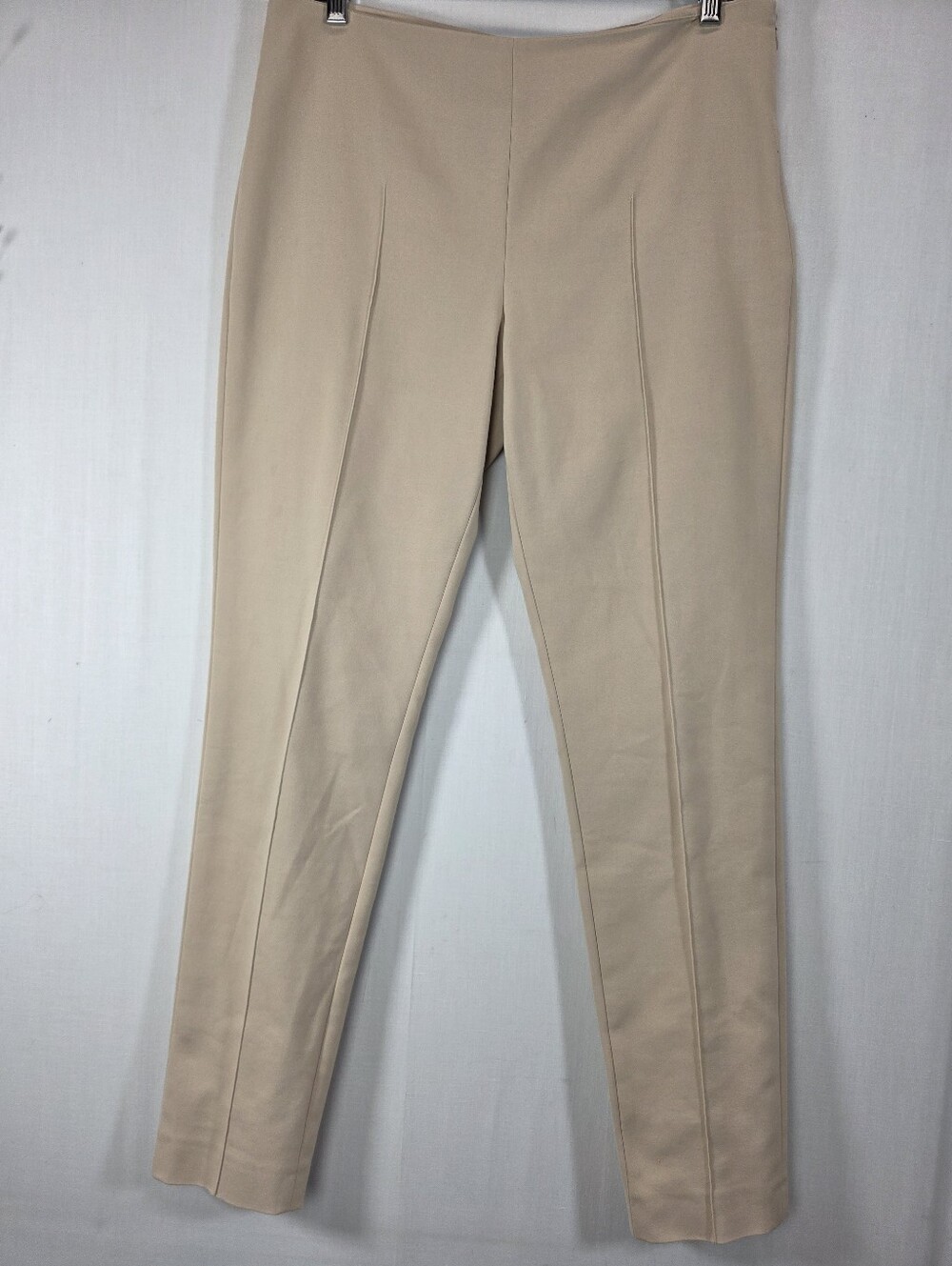 AKRIS Beige Front Seam Side Zip Pants Sz US 8 Bergdorf Goodman Luxury